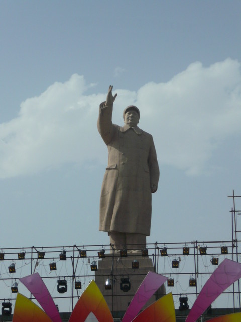 Mao - Peoples Square, Kashgar